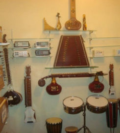Pedro Fernandes and Co. Music Shop